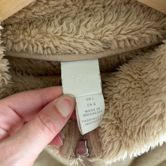 Teddy sweater - Picture 2 of 2